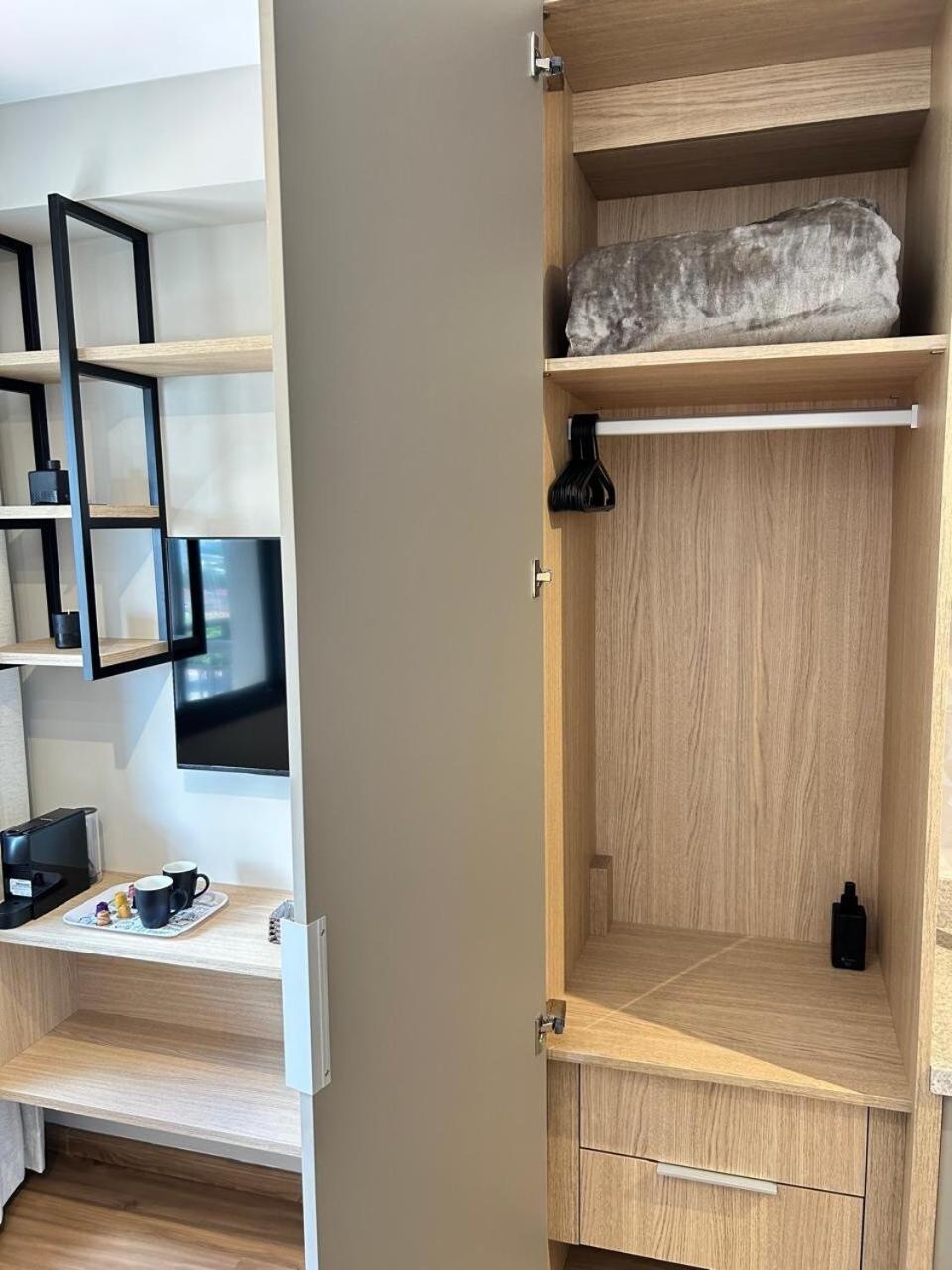 Lindo Studio Atmosfera 360 Novo Proximo Ao Metro E Consulado São Paulo Luaran gambar